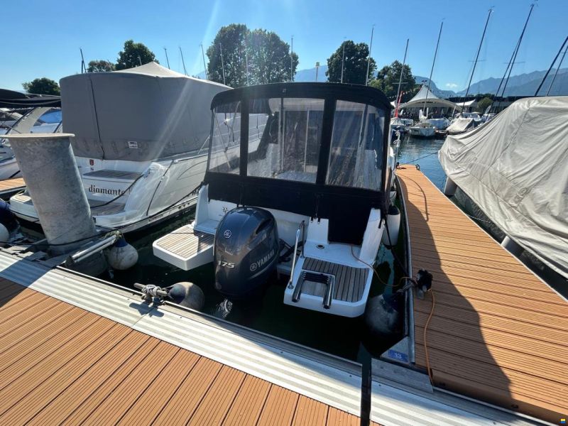 Jeanneau Merry Fisher 695