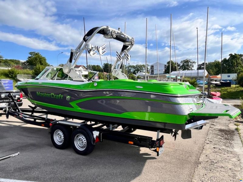 MasterCraft X-30