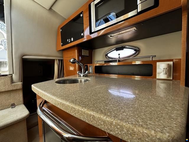 Chaparral 250 Signature