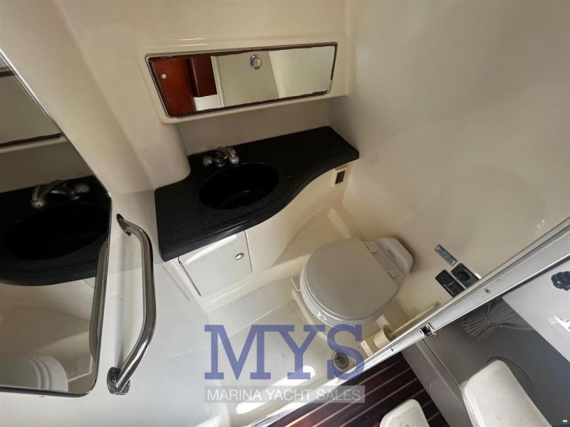 Boston Whaler 305 CONQUEST