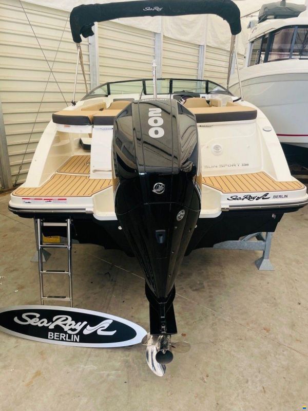 Sea Ray 230 SSOE SUNSPORT