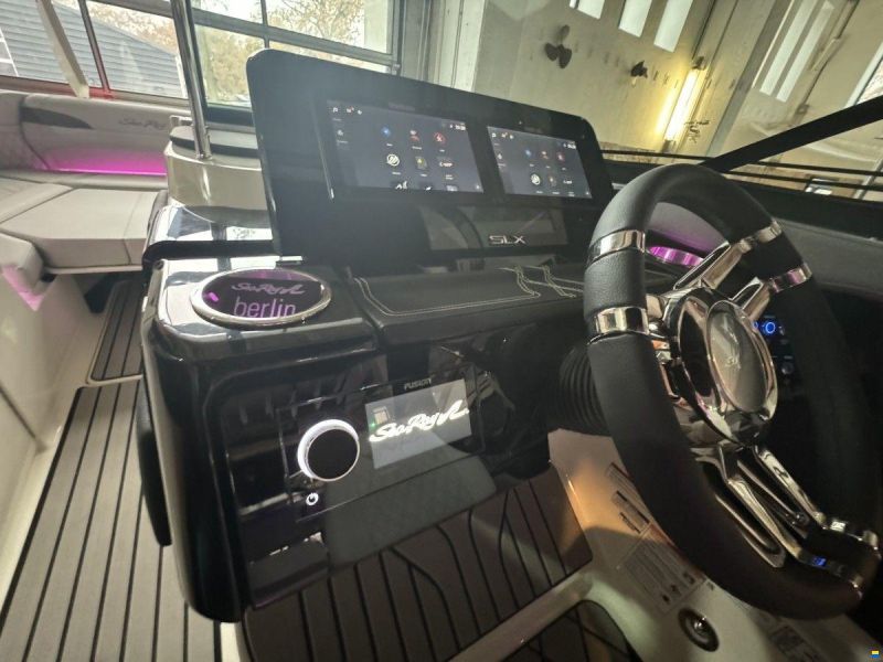 Sea Ray 260 SLX