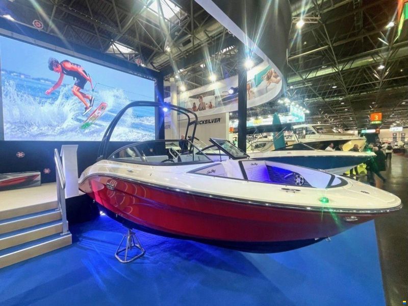 Sea Ray 210 SPXE SPN