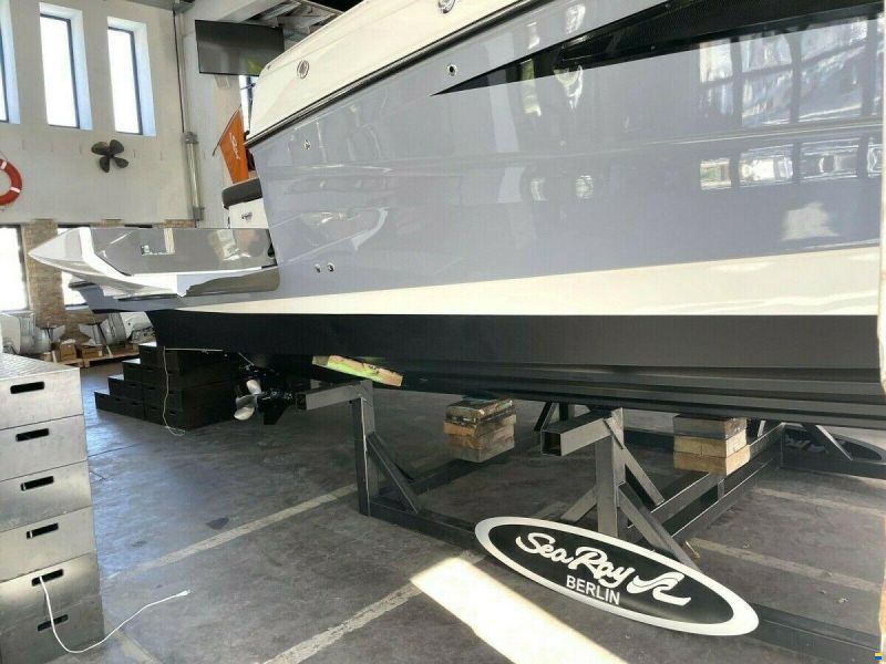 Sea Ray 400 SLX Bowrider