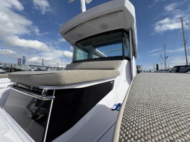 Axopar 29 XC Cross Cabin