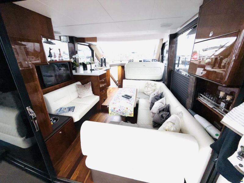 Galeon 400 Fly