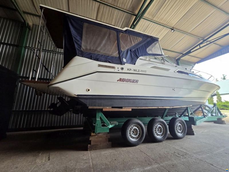 Rinker Fiesta Vee 260