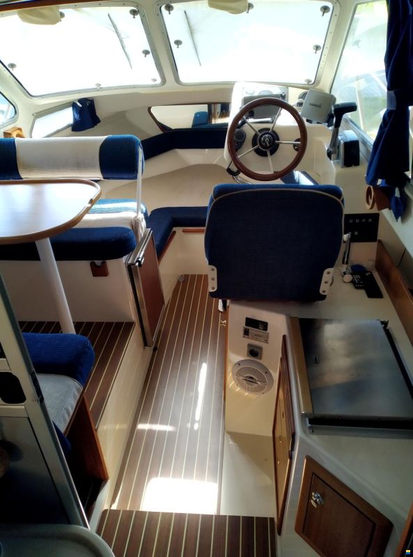 Bella 703