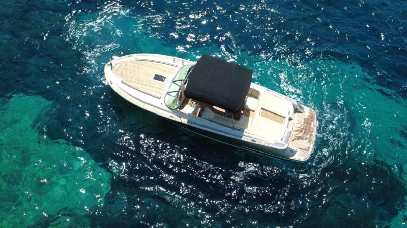 Chris Craft Corsair 28