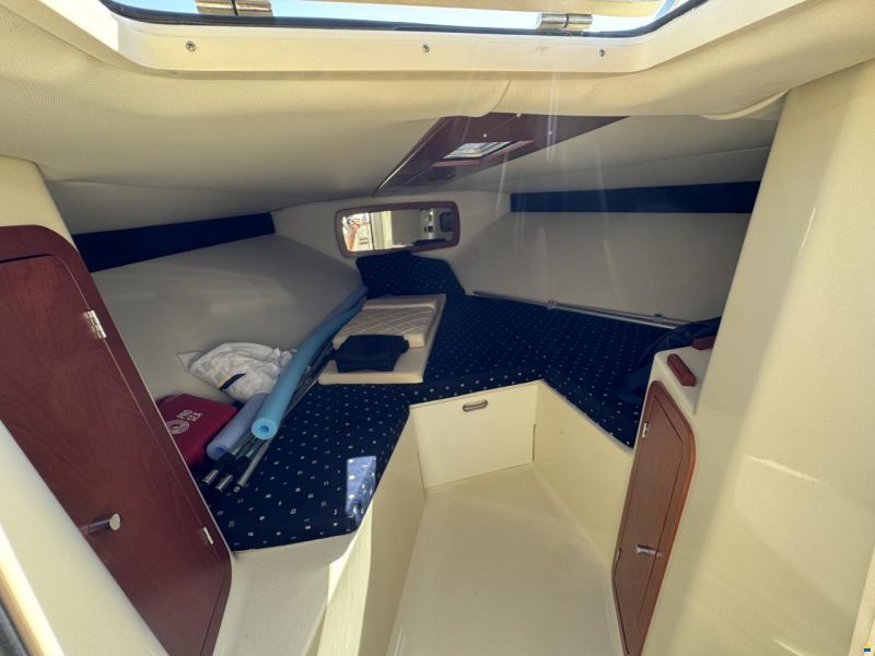 Chris Craft Corsair 28