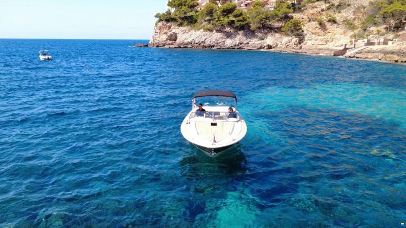 Chris Craft Corsair 28