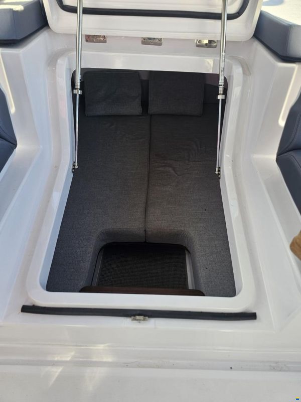 Axopar Brabus Line 29