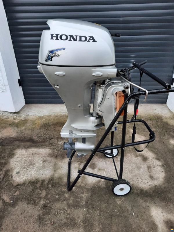 Honda BF20SRTU