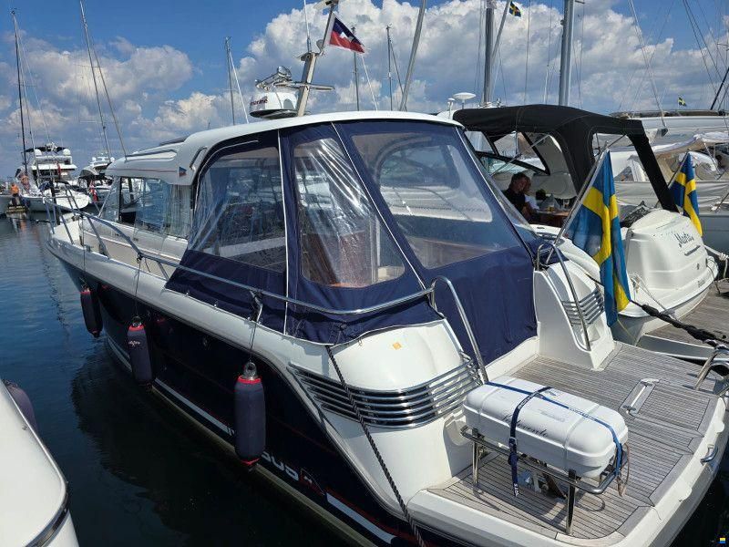 Nimbus 35 Nova Coup&eacute;