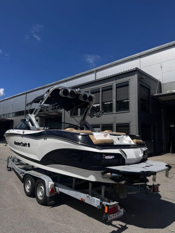 MasterCraft X22 - 2025