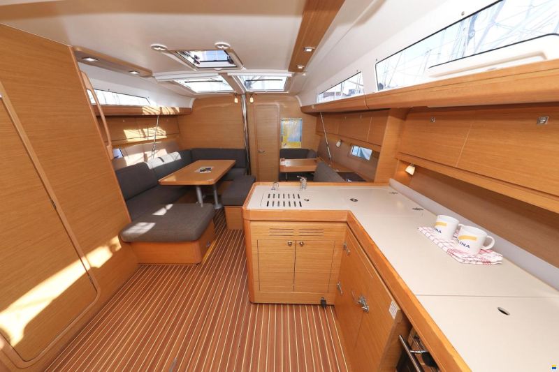 Dufour 412