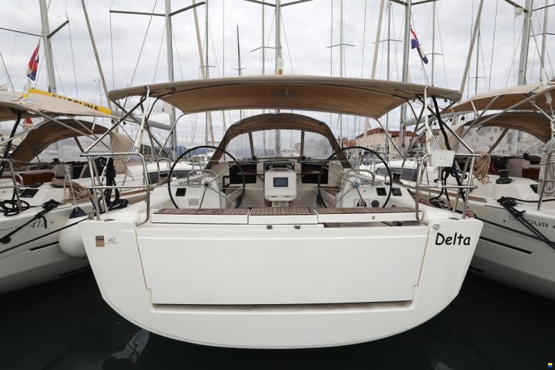 Dufour 412