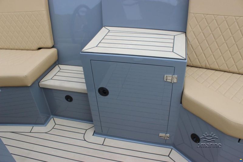 Elite 717 Tender