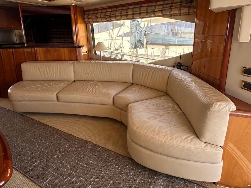 Sunseeker 75 Yacht