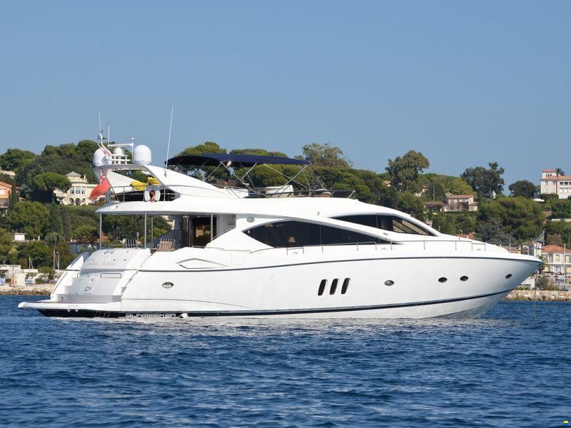 Sunseeker 75 Yacht