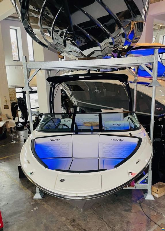 Sea Ray 210 SPXE