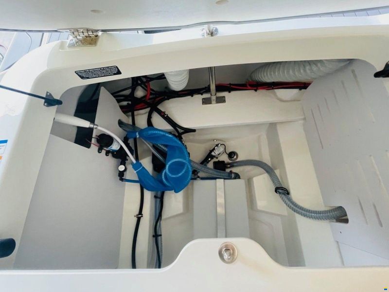 Sea Ray 210 SPOE