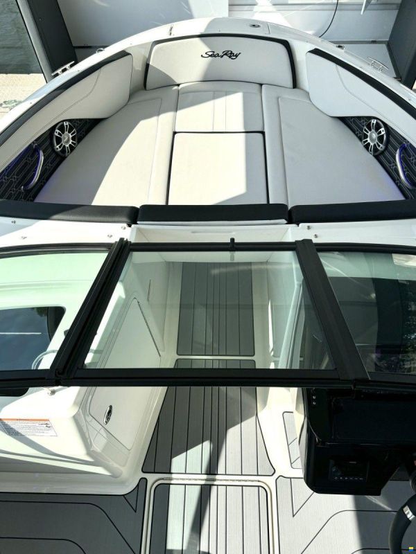 Sea Ray 210 SPXE SPN