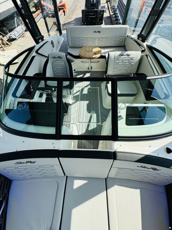 Sea Ray 210 SPXE SPN