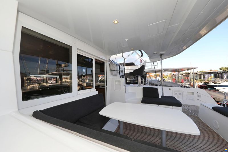 Lagoon 40