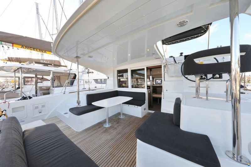Lagoon 40