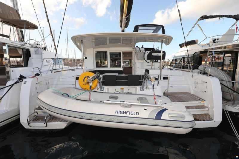 Lagoon 40