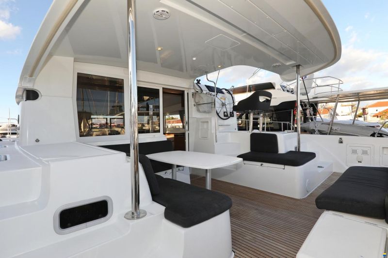 Lagoon 40