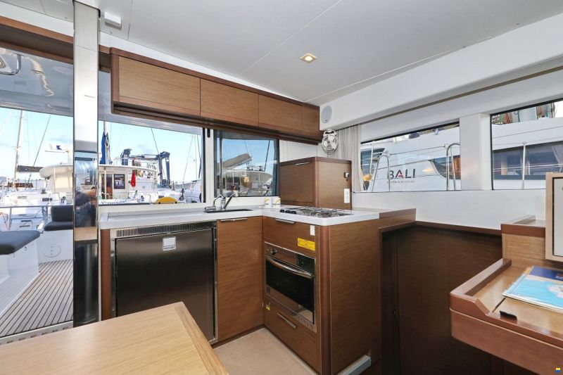 Lagoon 40