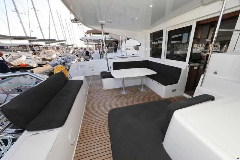 Lagoon 40