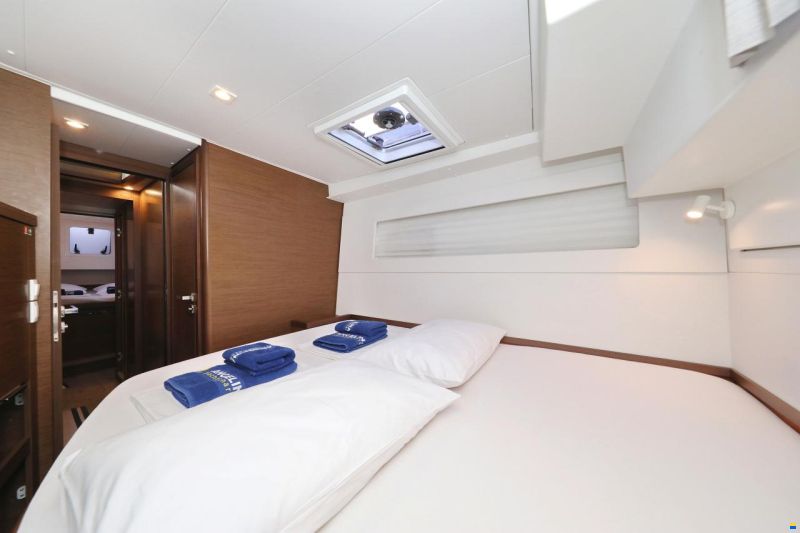 Lagoon 40