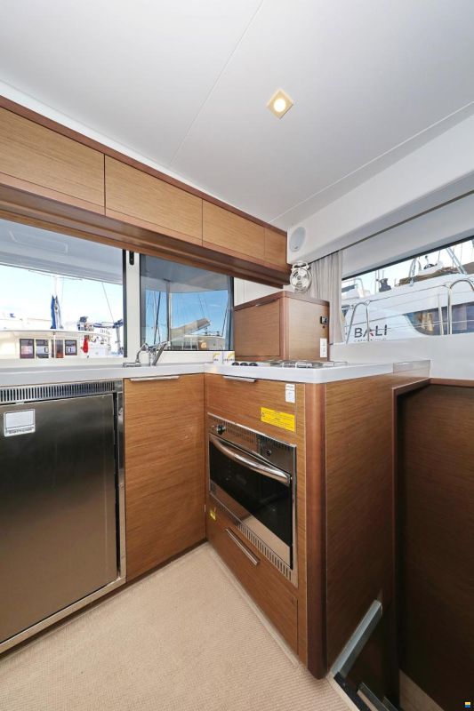 Lagoon 40