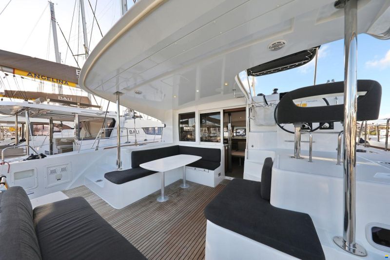 Lagoon 40