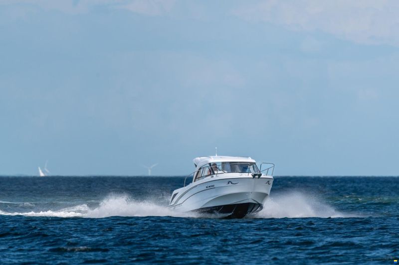 Beneteau Antares 8 OB