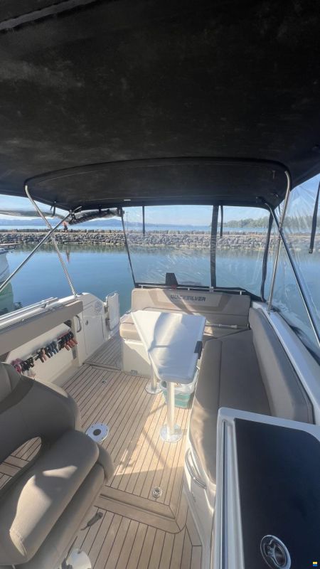 Quicksilver 805 Sundeck