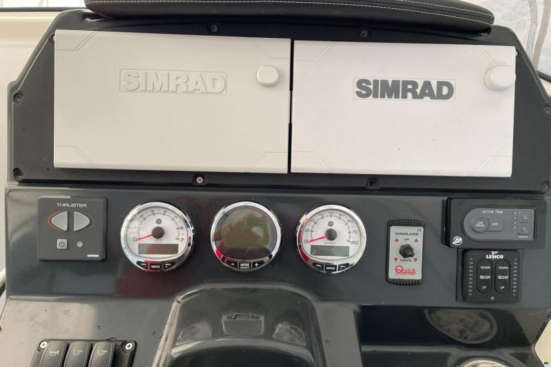 Quicksilver 805 Sundeck