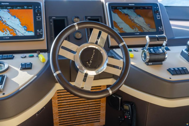 Azimut 60