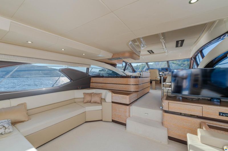 Azimut 60