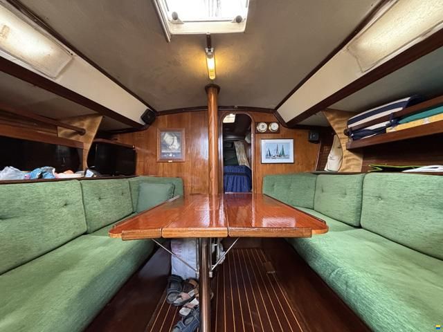 Beneteau First 35