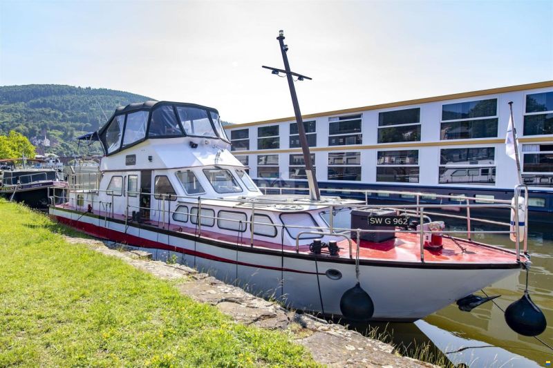 Werft Haßmersheim 15m Stahlmotoryacht