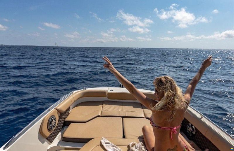 Sea Ray 250 SDX