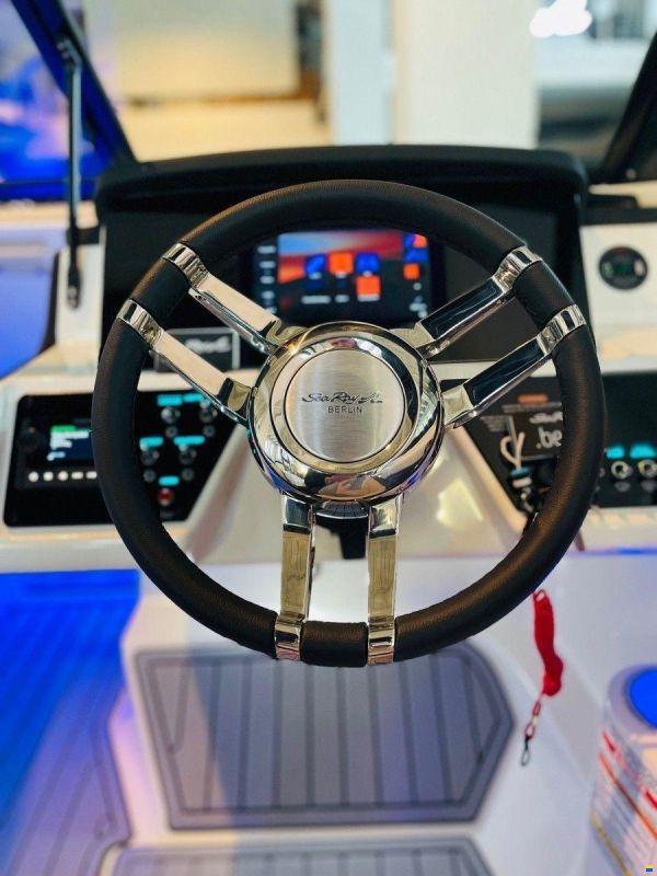 Sea Ray 230 SPX