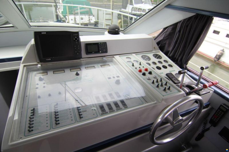 Jeanneau Yarding Yacht 36 Fly