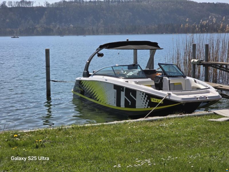 Four Winns TS 242