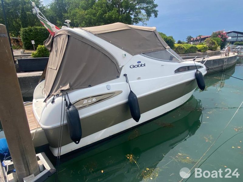Gobbi 245 Cabin