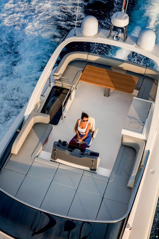 Absolute Navetta 48